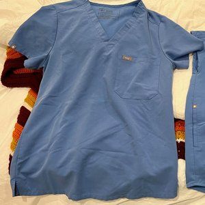 Figs Ceil Blue Top - Catarina - SMALL